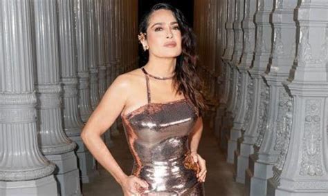 salma hayek leaked|Salma Hayek turned up the heat posing nude in。